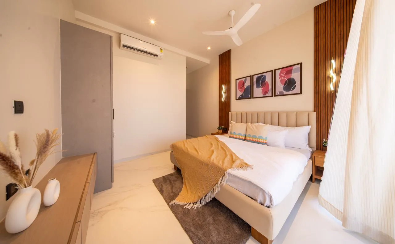 Soft neutral interiors